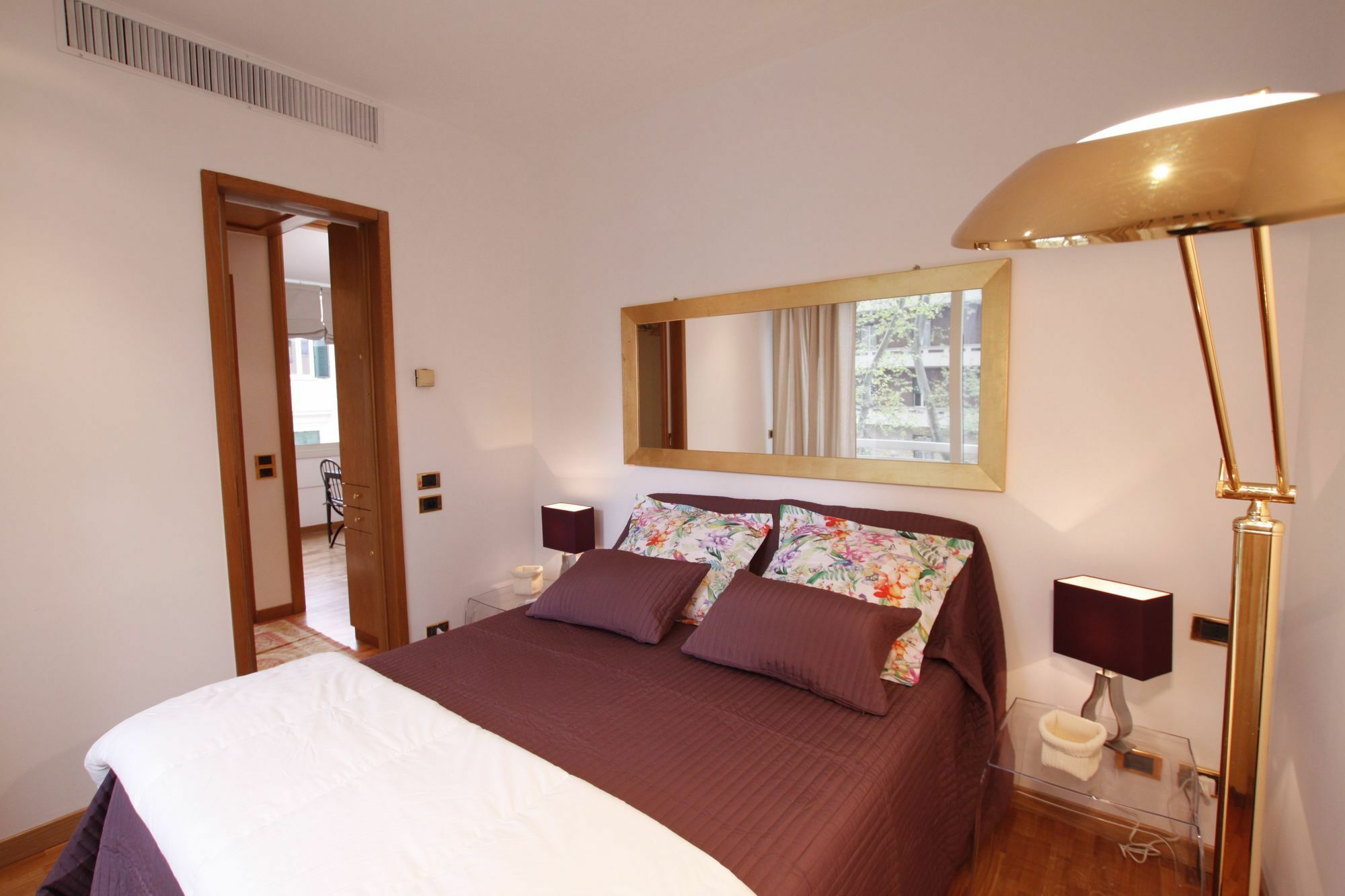 Sleep In Italy - Spanishsteps Apartments โรม ภายนอก รูปภาพ